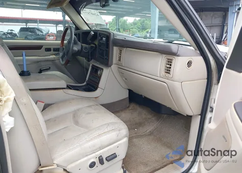 2003 Cadillac Escalade Standard из США, поврежденный, VIN 1GYEC63TX3R304873